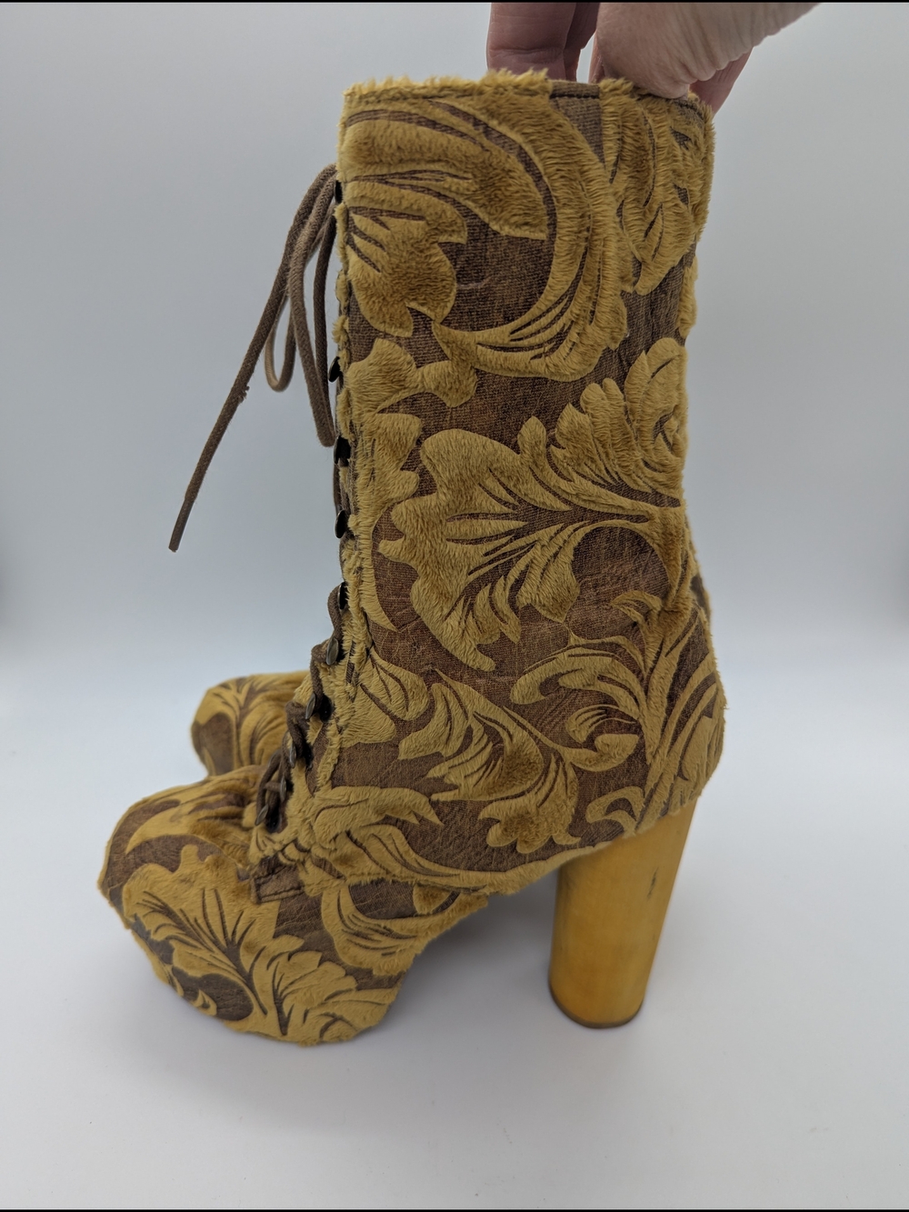 Jeffrey Campbell Vintage Gold Velvet Tapestry Platform Boots US 7.5 Boho Whimsy